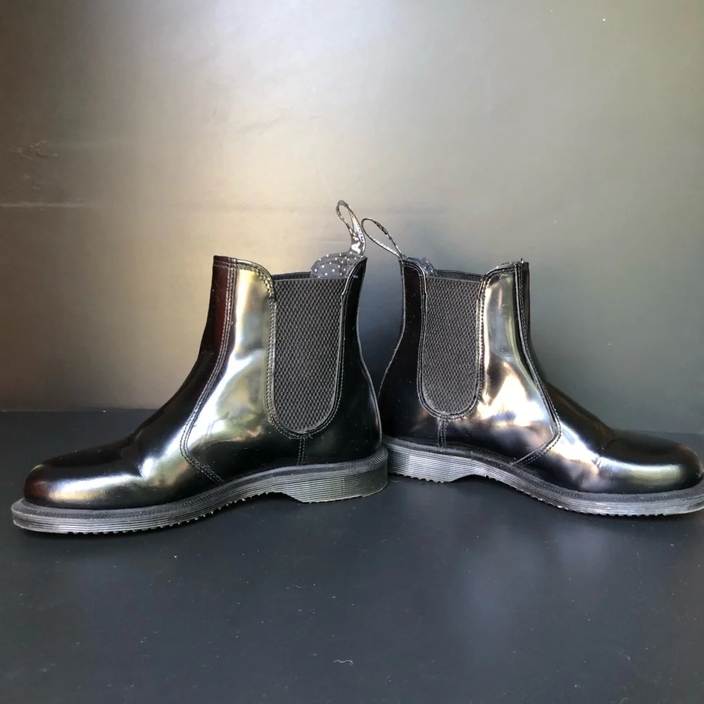 Dr Martens Flora Chelsea Boots Women’s 8 Black Smooth Leather Pull On Ankle Punk - Picture 3 of 9